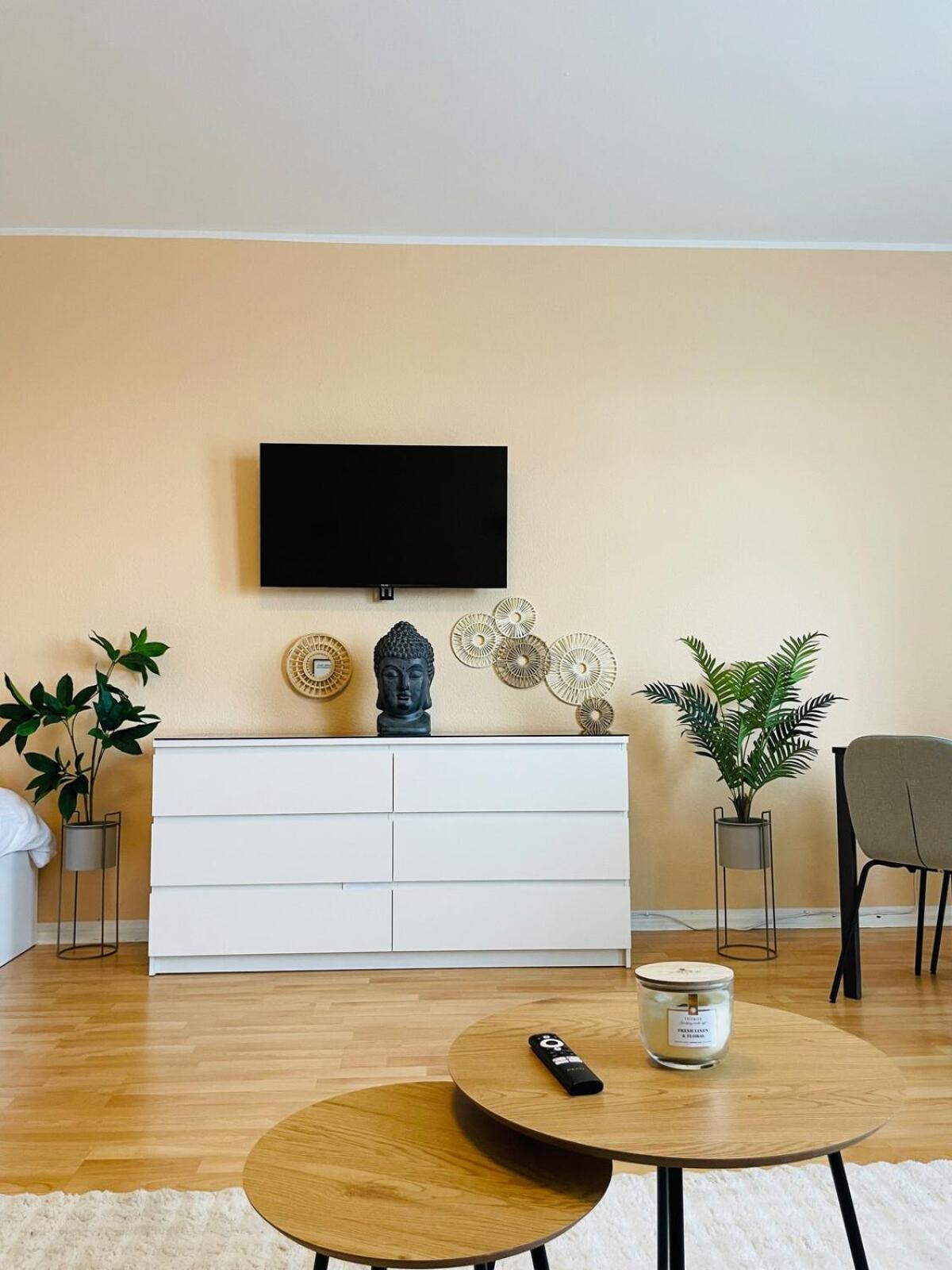 Studio Apt Messe & Ku'Damm Naehe Mit Parkplatz Berlin Exterior photo